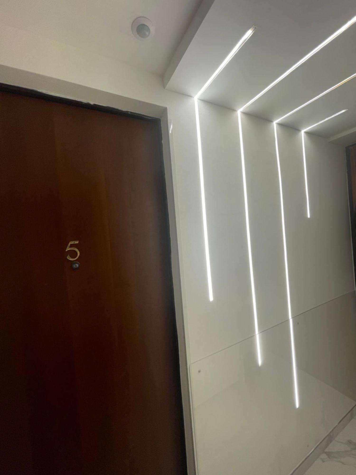 Apartamento Luxury 5 Al Duomo Di Parma Exterior foto